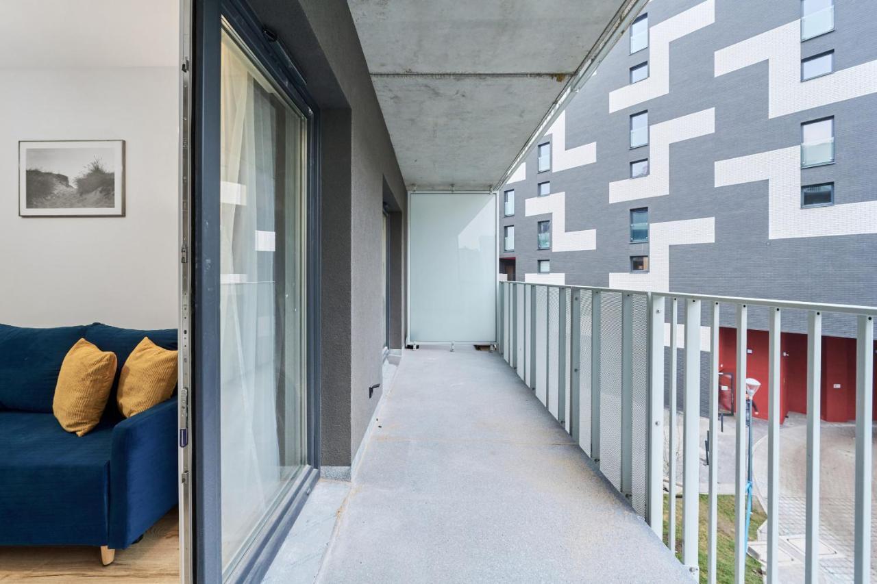 Nowa Manufaktura Apartment Wroclaw Krzyki By Noclegi Renters Buitenkant foto