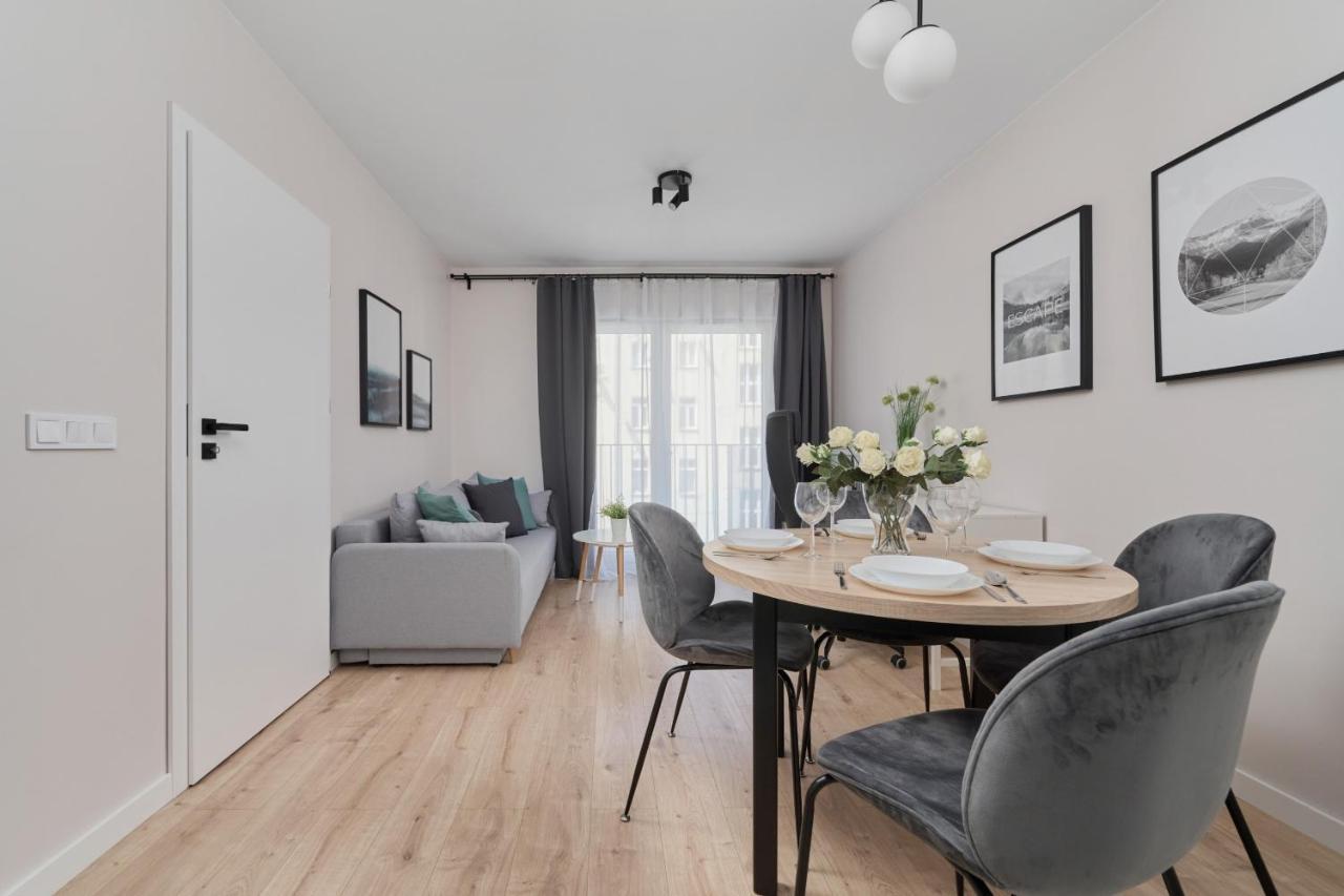 Nowa Manufaktura Apartment Wroclaw Krzyki By Noclegi Renters Buitenkant foto
