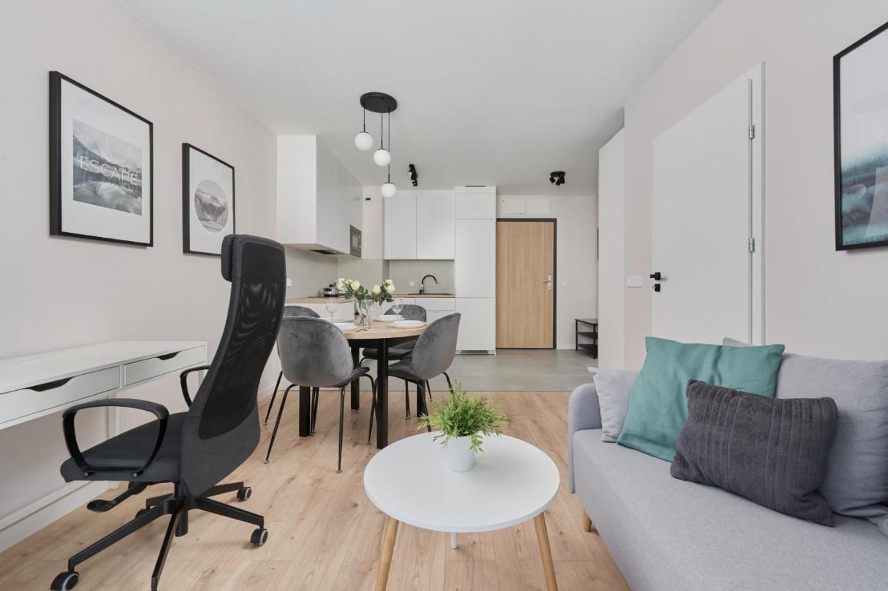 Nowa Manufaktura Apartment Wroclaw Krzyki By Noclegi Renters Buitenkant foto